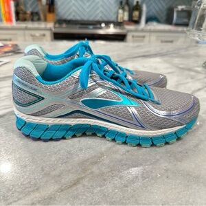 Brooks GTS 16 Running Shoe Sneakers Workout Outdoor Size 10.5 Blue Silver Grey